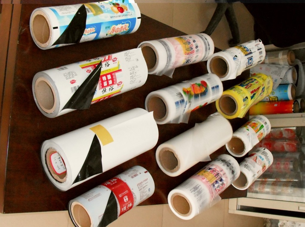 PE plastic liquid packaing Roll film