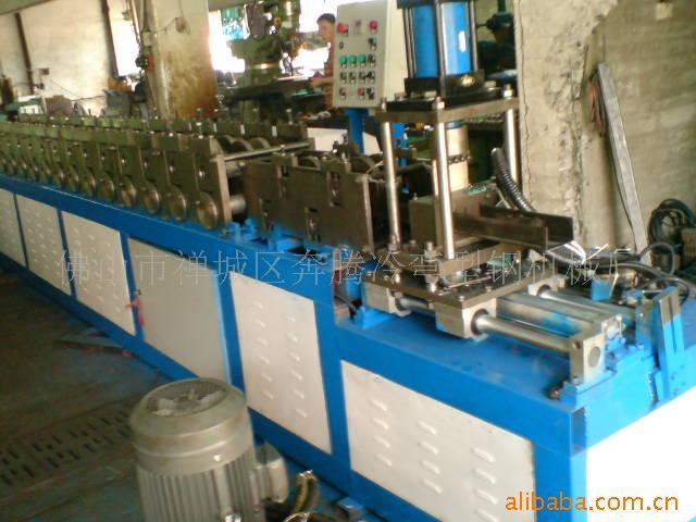 C/Z purlin forming machine