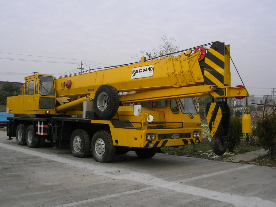 TADANO JAPAN used truck crane 55ton