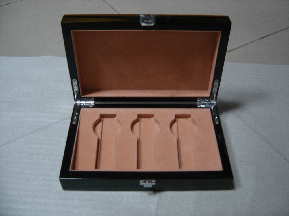 coin wooden box
