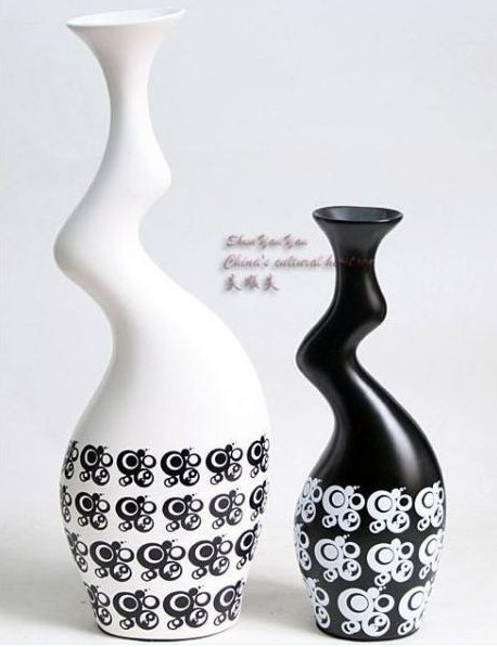 western style ceramic vase