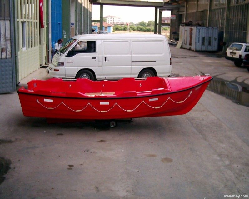 Rescue Boat for 6 persons with 25 HP outboard Motor