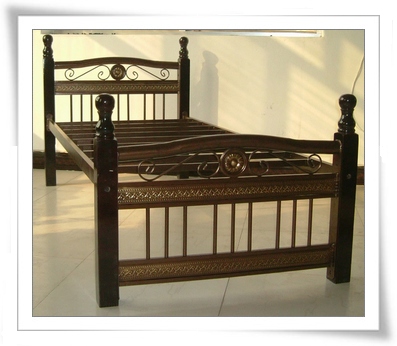 wrought iron bed