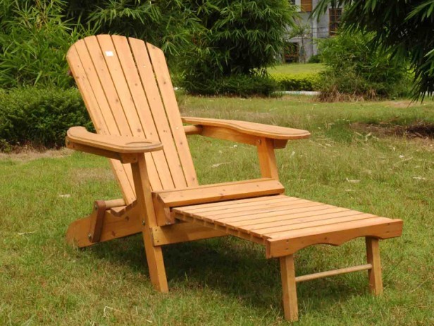 wooden beach chair