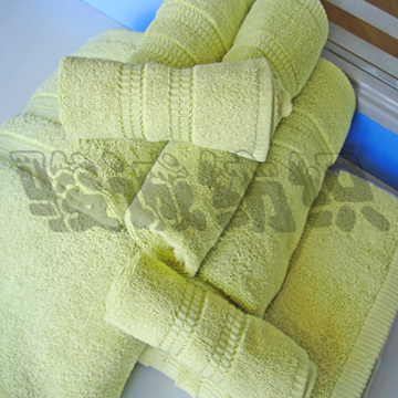 100% cotton towel set with satin bord