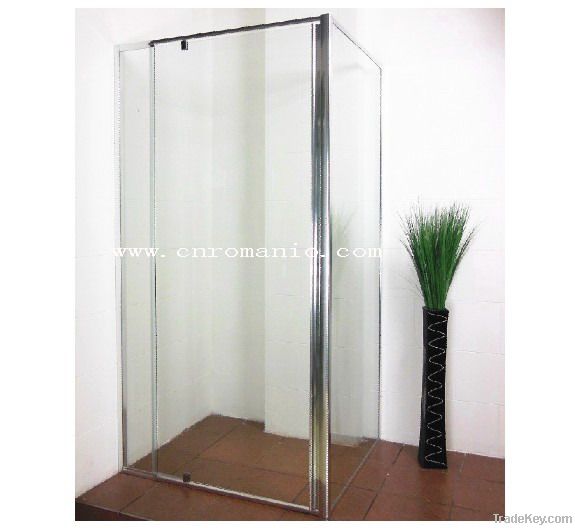 Adjustable shower screen