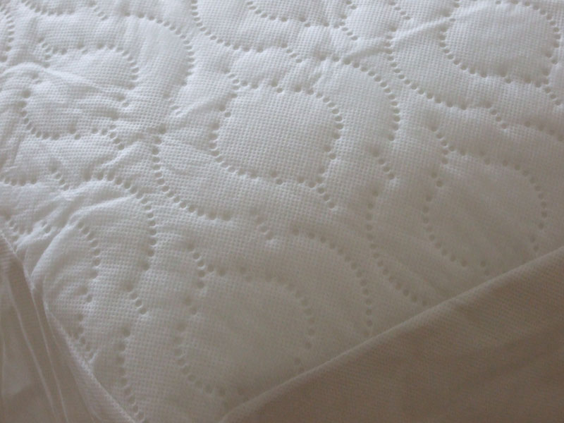 Disposable Non Woven Waterproof Mattress Cover