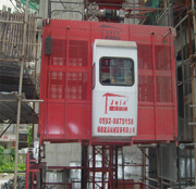 Construction hoist