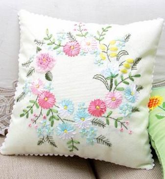 hand-made elegant cushion cover