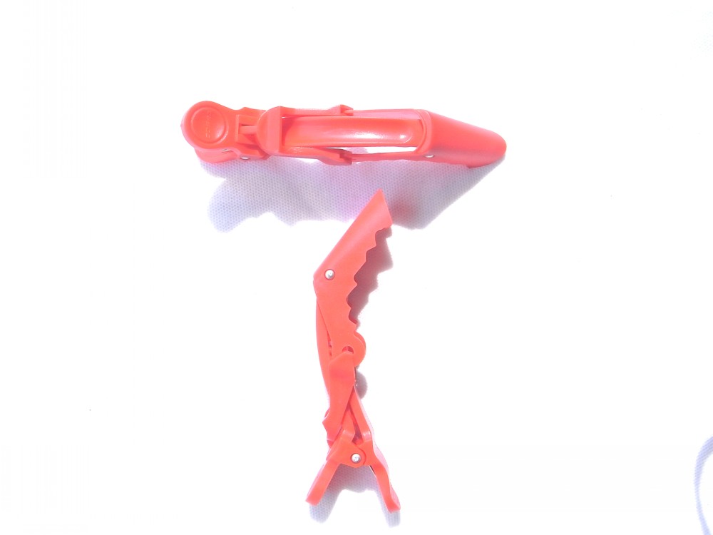Plastic Aligator Clip for Hairdressing--Red