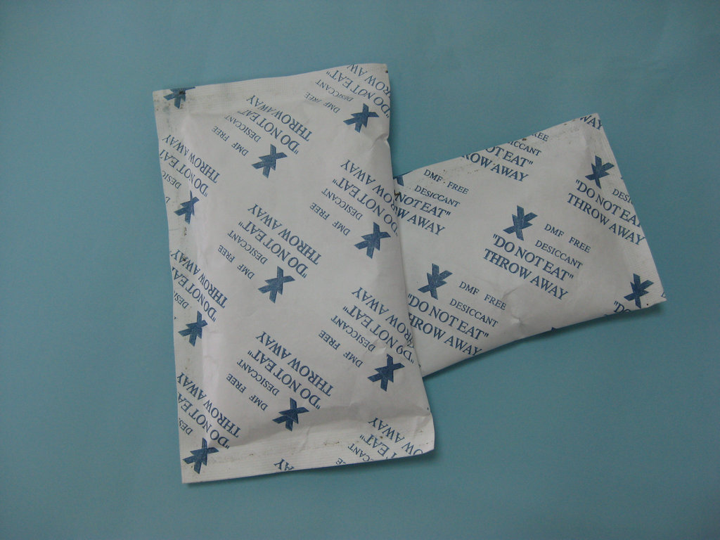 Tyvek Desiccant