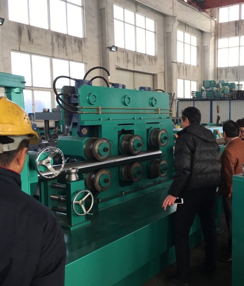 centerless lathe/steel tube peeling machine