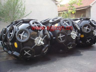 Tyre chain-net rubber boat fender