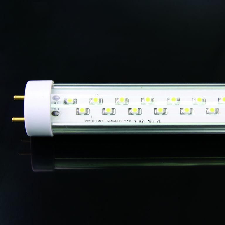 LED TUBE LIGHT T8-600mm-8W
