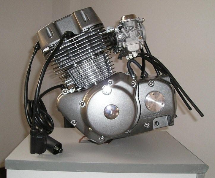 400cc, 3 Cylinder Engine for Motorcycle