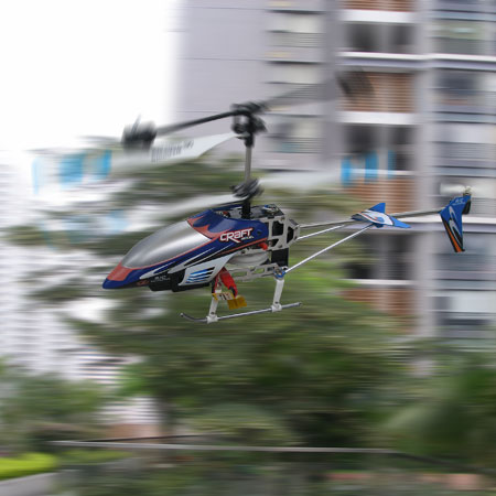 RC Helicopter with aluminium fuslage and Intelligent Gyro