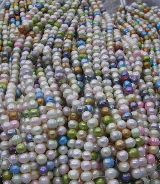 color fresh water pearl
