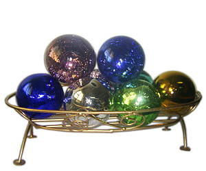 Glass Gazing Balls and Globes / blown glass shperes