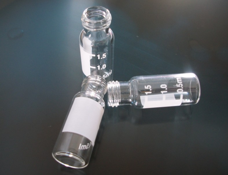 2ml clear screw vial with patch Borosilicate type 70 vials