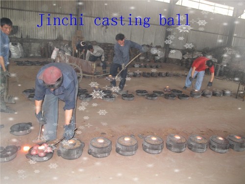 Cast grinding ball