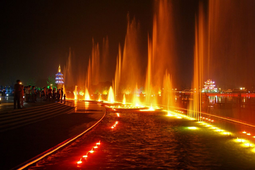 Adjustable Running Fountain