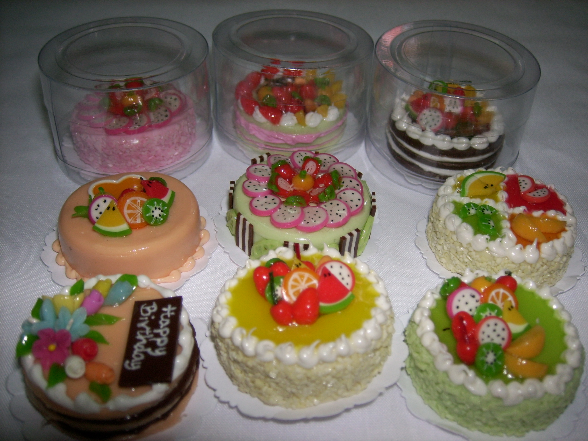 Miniature cake