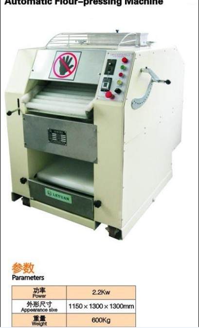 Automatic dough pressing machine