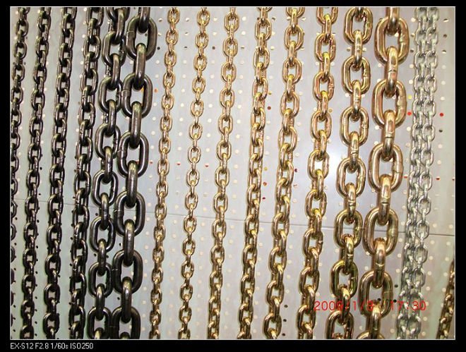 Lifting chains