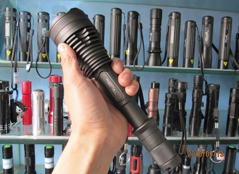SST50 1300LM Rechargeable Powerful Aluminum Torch