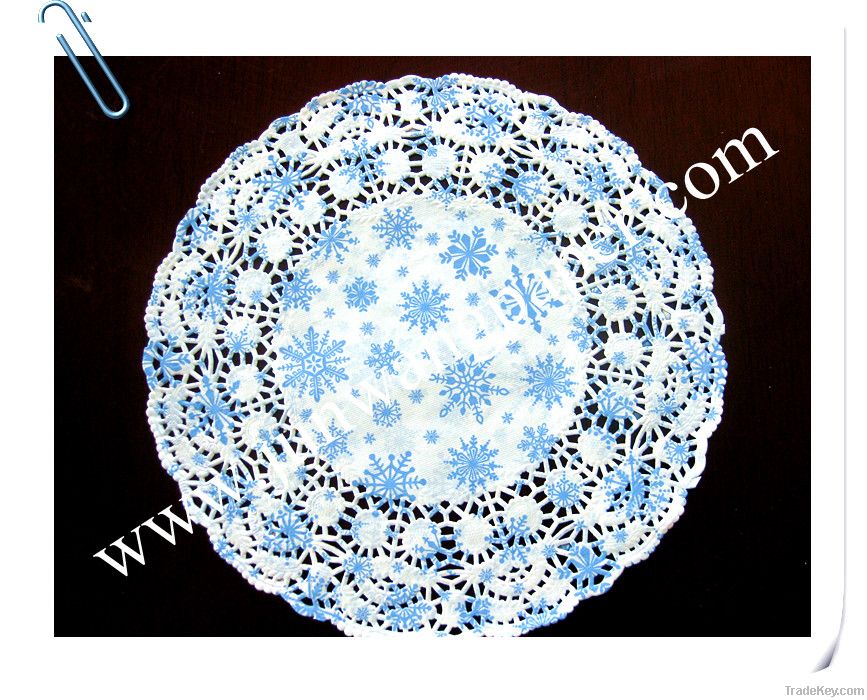 colored paper doilies/paper doyleys