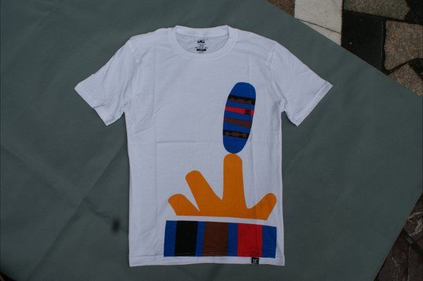 Mens t-shirt, shoes