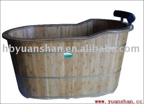 Bamboo bathtub