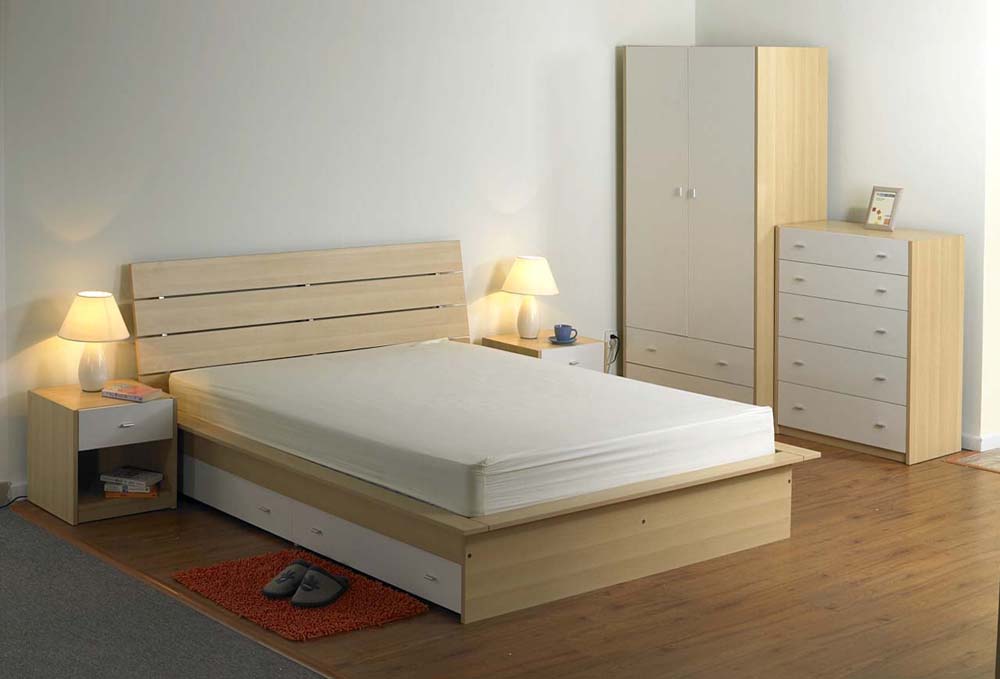 Bravo Queen Bed