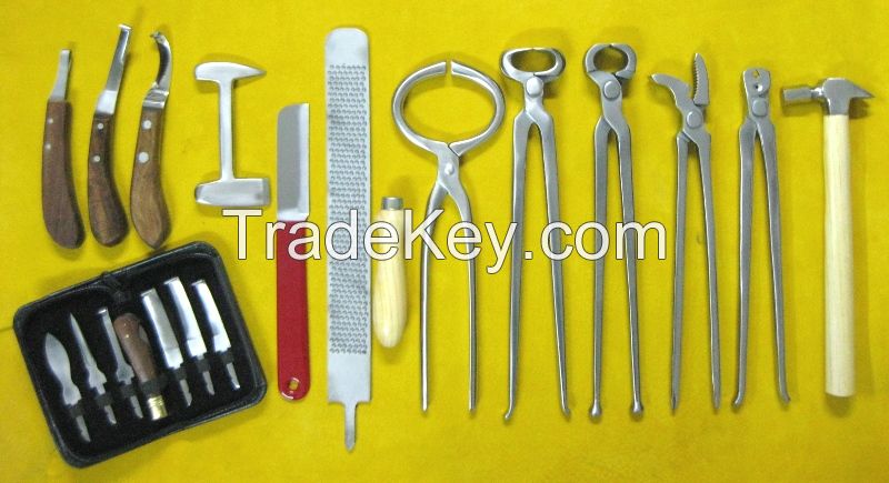 "SGOC" Farrier Tools Kit 13 Pieces Chrome Vanadium With Carrying Bag