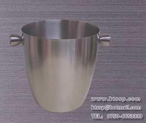 Stainless steel ice bucket