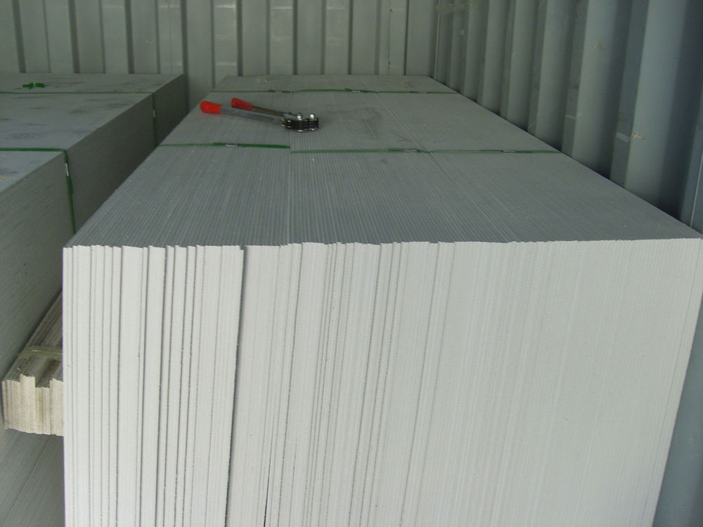 Calcium silicate board