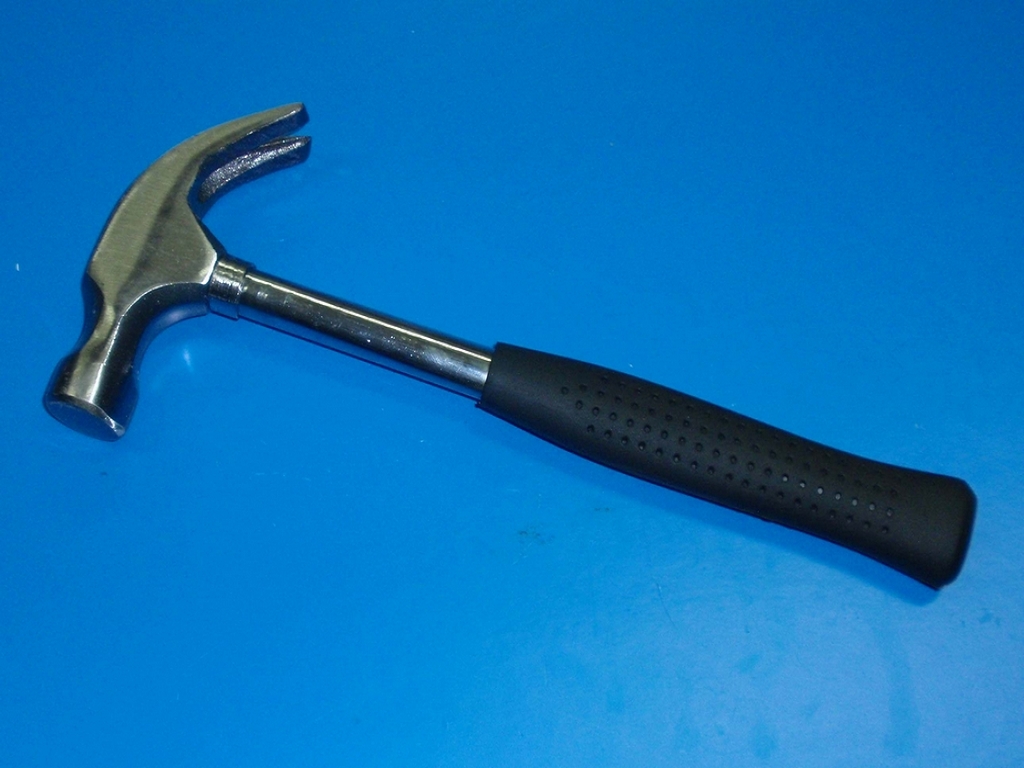 Claw Hammer With Hardened Steel Handle