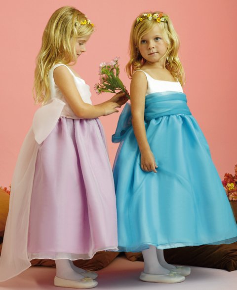 flower girl's dress