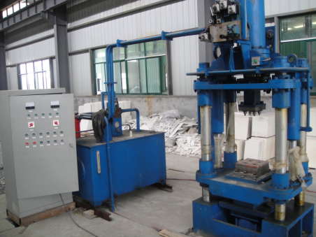 REFRACTORY BRICK MACHINE