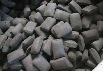 Manganese metal briquettes