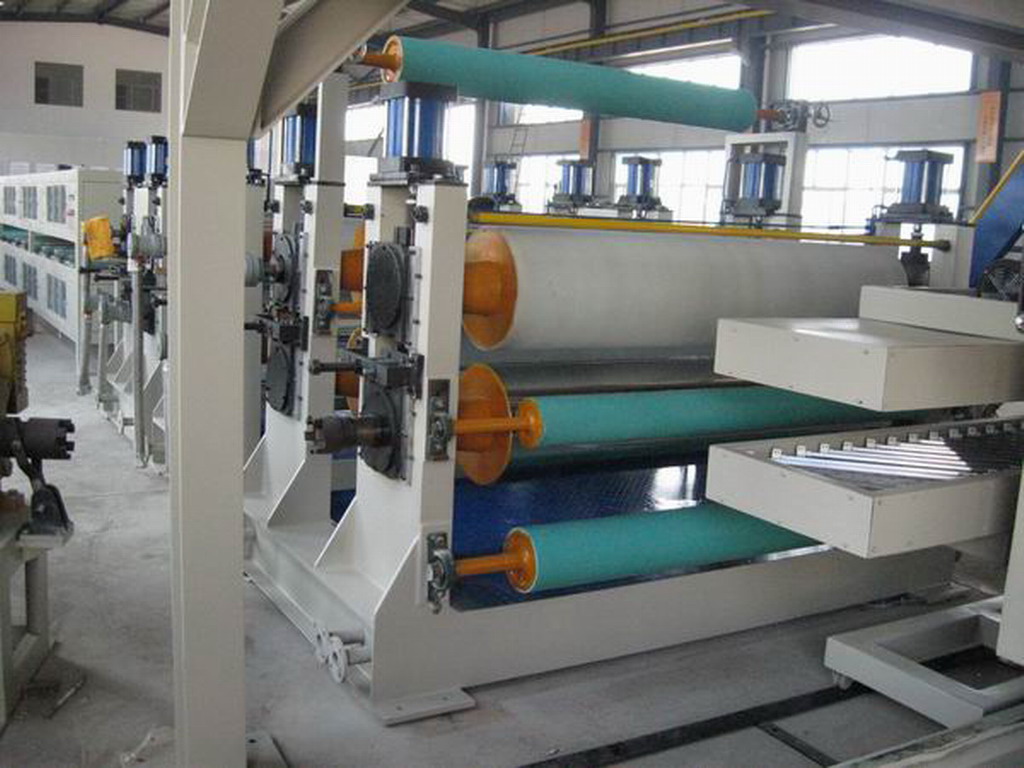 Aluminum plastic composite panel production line