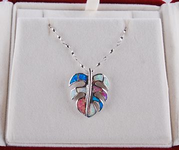 925 sterling silver opal Leaf pendants P38