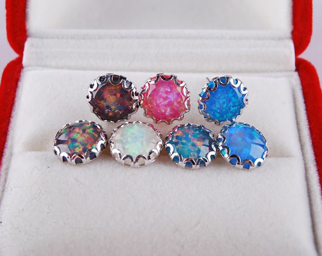 silver opal Stud  earing E16