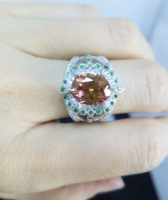 Alexandrite engagement ring YFR187