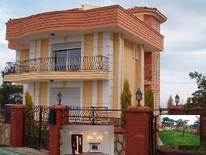 Triplex villa for sale with beautifual sea view in natural beauty: