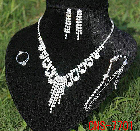 fashion necklace set