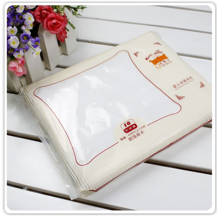Qi Bao baby  waterproof disposable diapers