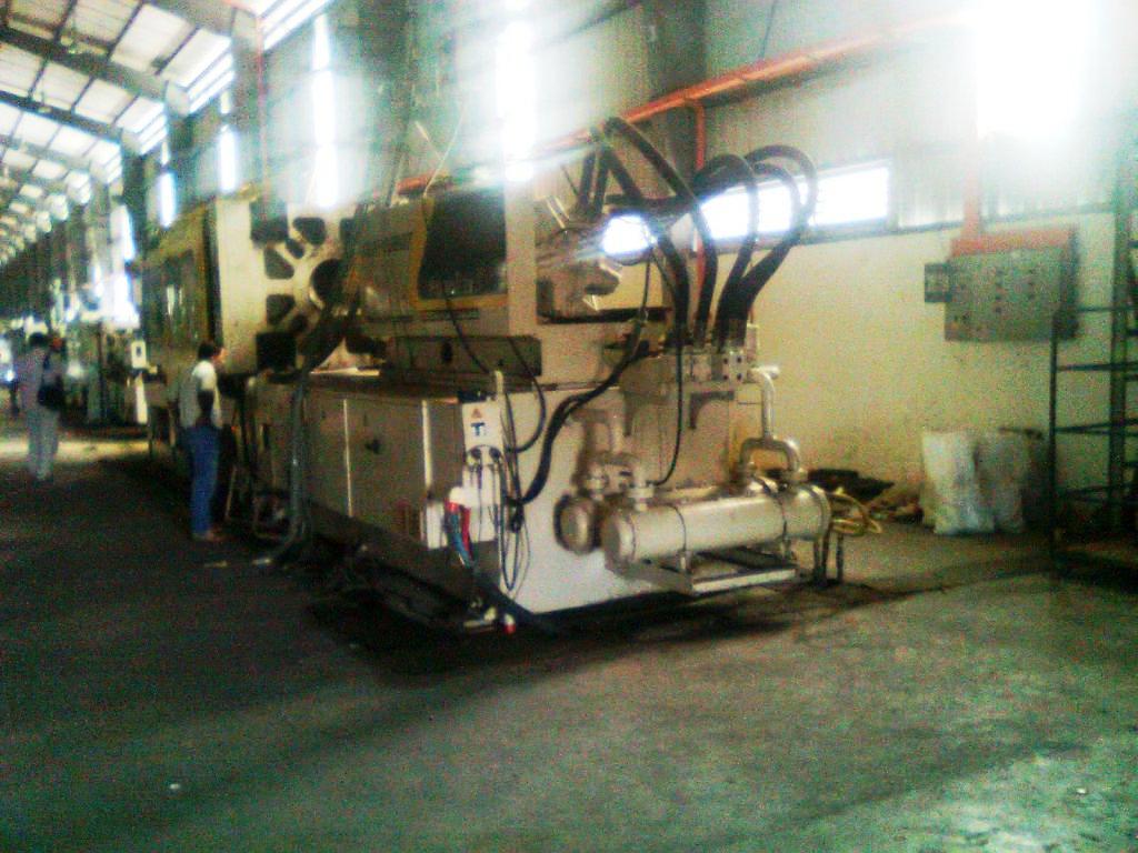 used injection moulding machine/gen set/printing machine and etc