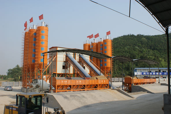 concrete batching plant HZS180