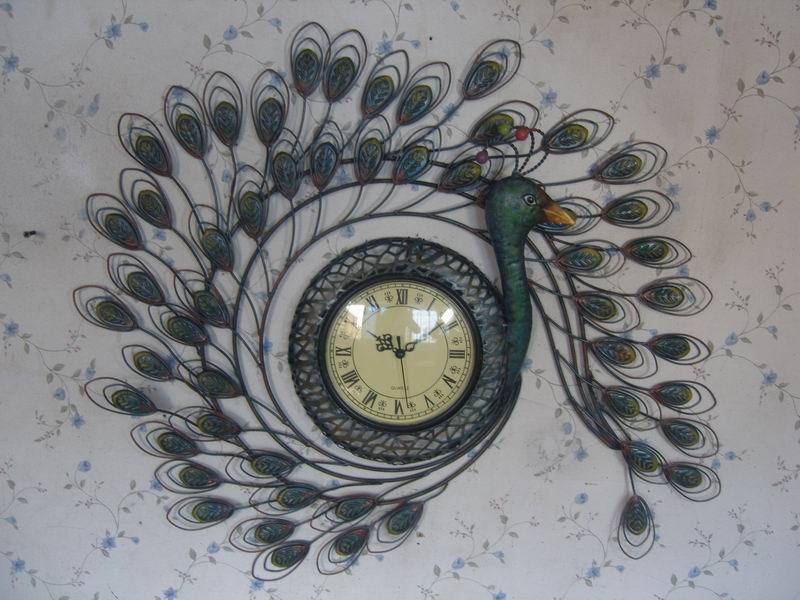 Wall clock peacock shape wrought rion hand make loudless single face